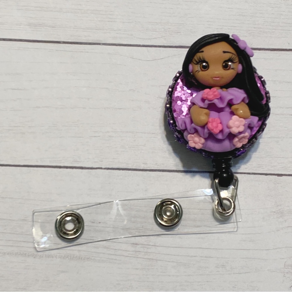 DISNEY - Encanto Isabella Badge Reel - Handmade